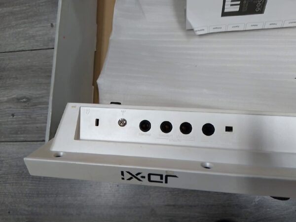 Roland Jd-xi DEFEKT | mit Originalverpackung Ersatzteile oder Für Reperatur! Möglicherweise Netzbuchse Defekt – Bild 6
