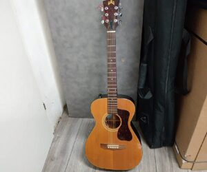 Guild F20nt  Gittare  | Koffer  | Zustand Bitte Siehe Fotos
 | Zustand: Gut