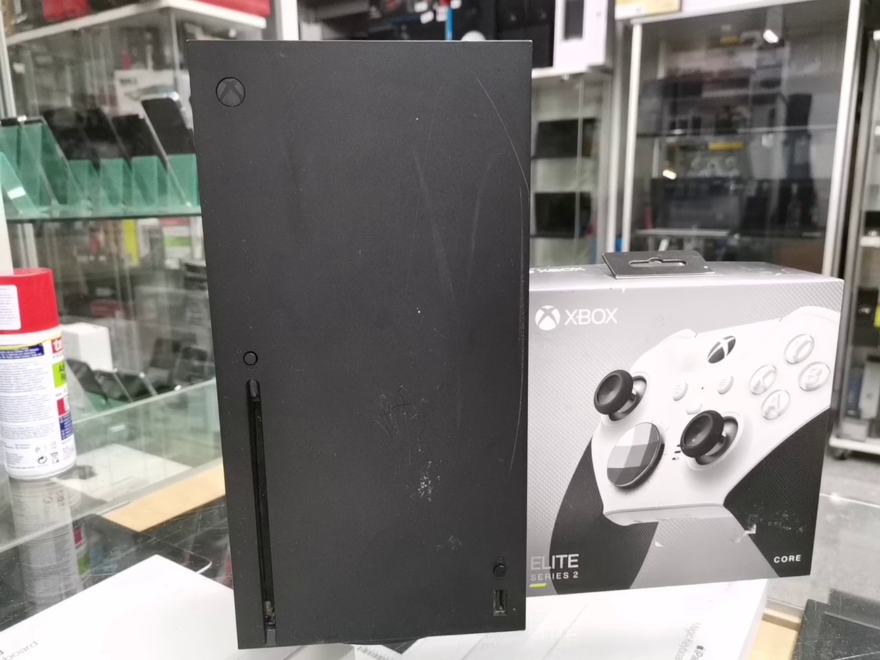 Xbox Series X - 1TB | Mit Kratze | Zustand: In Ordnung | Farbe: schwarz – Bild 2
