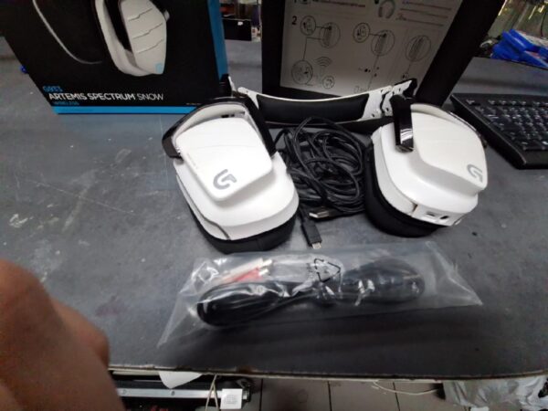Logitech G933 Artemis Spectrum Snow | mit Originalverpackung | ohne Stick | Zustand: In Ordnung – Bild 4
