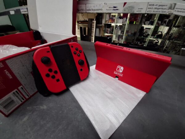 Nintendo Switch OLED Mario Red Edition | mit Originalverpackung  | Zustand: Wie Neu | Farbe: rot – Bild 3