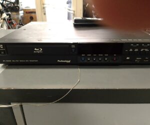 JVC SR-HD2500 | Professional Blu-ray Recorder  |  500GB HDD | Mit mit Fernbedienung | Zustand: Sehr Gut
