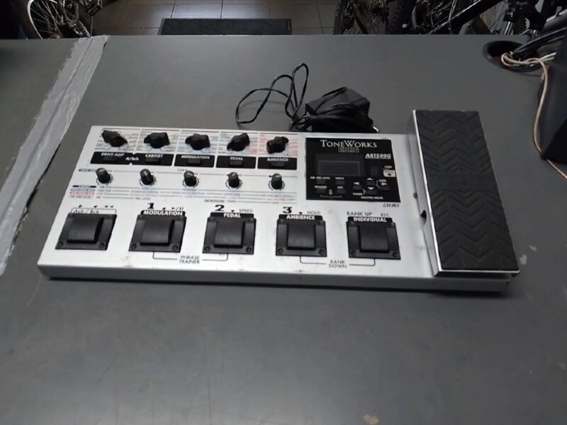 Korg Ax 1500g Multieffekt | mit Adapter | Zustand: Sehr Gut – Bild 2