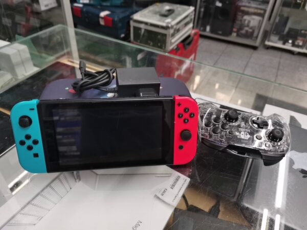 Nintendo Switch | Zustand: Gut – Bild 2