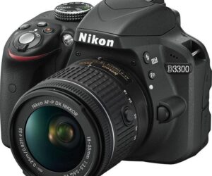 Nikon D3300 schwarz mit Objektiv AF-P VR DX 18-55mm | Zustand: Gut