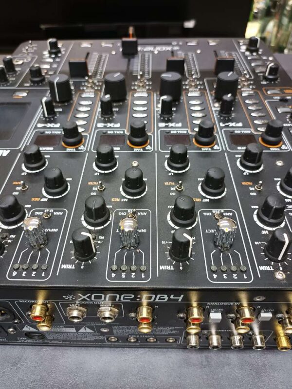 Digitaler DJ-Mixer Allen & Heath Xone DB4 | Analogue in Funktioniert nicht. muss mann genau testen | ohne Garantie | kein Versand | Zustand: Gut – Bild 3