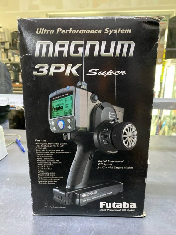 Futaba 3PKS 3-Kanal Black Super Radio | Synthesized Radio System (No Servos) 75MHz. mit Originalverpackung | Zustand: Wie Neu