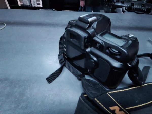 Nikon D50 schwarz Body  | mit Akku | ohne Ladegerät | Zustand: Gut – Bild 3