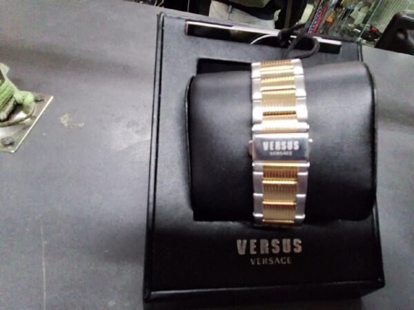 Versus By Versace VSPZT2821  | mit Originalverpackung | ca. 46 mm | Zustand: Sehr Gut – Bild 4