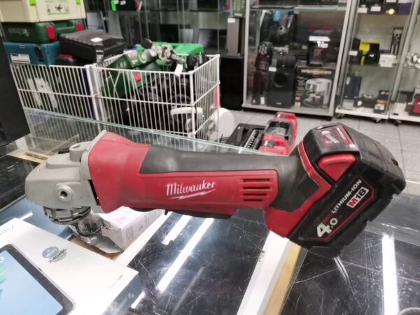 Milwaukee M18 HD18 AG-115-0 Akku-Winkelschleifer solo | Ohne Ladegerät  | Zustand: Gut – Bild 2
