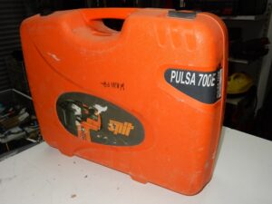 Spit Pulsa 700 E Gasnagler | Koffer  |  akku defekt muss neu besorgt werden | Zustand: Gut