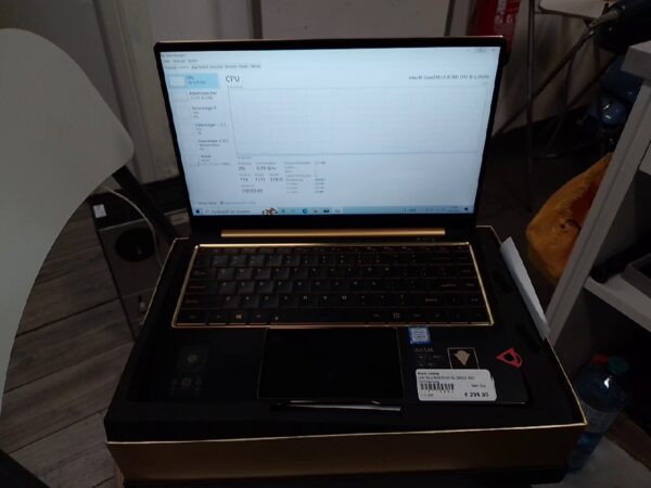 Basm Laptop | i3-8130U |  8GB RAM  | 2x 256GB SSD mit Originalverpackung | recnung | Zustand: Sehr Gut