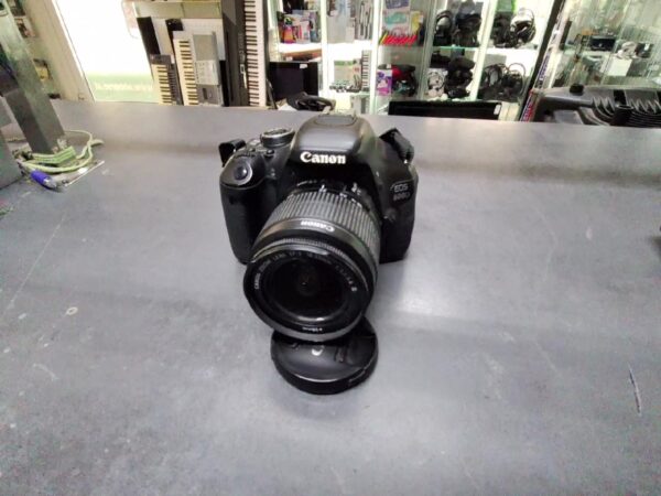 Canon EOS 600D Kamera  | Objektiv EF-S 18-55mm 3.5-5.6 III | mit 1 Akku | ohne Ladegerät | Tasche als Geschenck  | Zustand: Sehr Gut – Bild 2