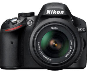 Nikon D3200 | 1 Akku und Ladegerät | Zustand: Gut