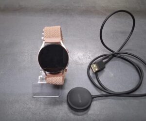 Samsung Galaxy Watch 5 40mm Sm-r900 | mit mit Ladegerät | Zustand: Sehr Gut