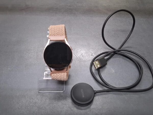 Samsung Galaxy Watch 5 40mm Sm-r900 | mit mit Ladegerät | Zustand: Sehr Gut