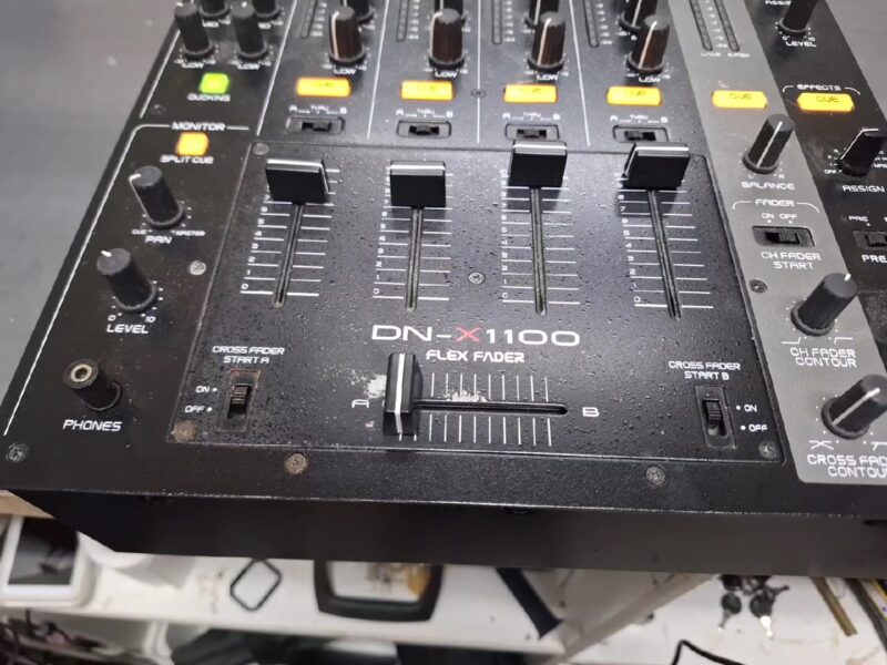 Denon Dn-x1100 DJ-Mixer schwarz | Das Gerät sollte vor Ort vom Käufer ausgetestet werden. Bei dem Gerät können wir keine Garantie auf vollständige Funktionalität geben | Zustand: Gut – Bild 3