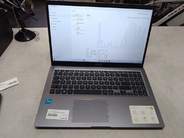 Asus SonicMaster x515  | Core i3-115G4  |  8GB RAM  |  256 SSD  | 
Windows 11 Home  | Zustand: Sehr Gut