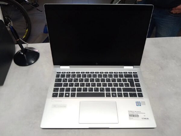 Hp Elitbook  x360 1040 G5 | core i 5-8350U  |  16GB RAM  | 500 SSD 
Windows Pro. Mit mit Ladegerät  | Zustand: Gut