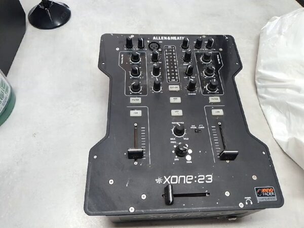 Allen & Heath Xone:23 | +Kabel. | Zustand: Gut