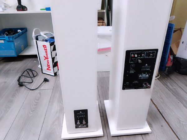 Triangle Ln-05A Weiss  (Paarpreis)  | +mit Fernbedienung  | Beschreibung  | Zustand: Wie Neu – Bild 2