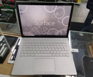 Microsoft Surface intel Core i5-8350U  | 8 00 GB Ram 256 GB SSD Windows 10 Pro Mit Ladegerät  | Zustand: Sehr Gut