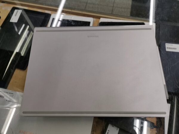 Microsoft Surface intel Core i5-8350U  | 8 00 GB Ram 256 GB SSD Windows 10 Pro Mit Ladegerät  | Zustand: Sehr Gut – Bild 3