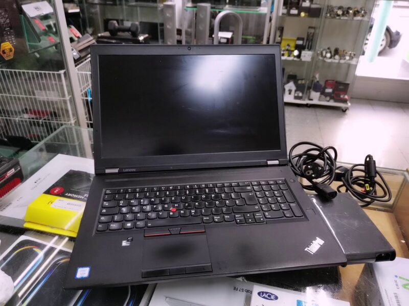 Lenovo Thinkpad P71, 17,3" Uhd, Xeon  | E3-1535M | 32GB RAM | 1 TB SSD | Quadro P4000 | Zustand: Gut – Bild 2