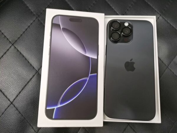 iPhone 16 Pro Max 256GB | mit Originalverpackung Garantie
Gültig bis: 5 Oktober 2025 | SimLock: Frei | Zustand: Wie Neu | Farbe: schwarz – Bild 6