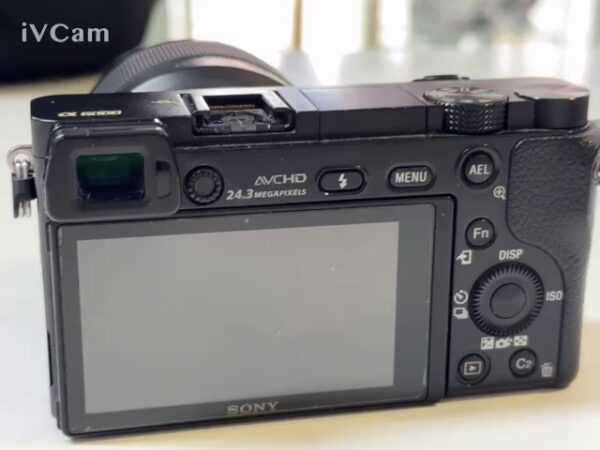 Sony Alpha 6000 mit kit FE 50mm E-Mount | Mit Ladekabel  | Zustand: In Ordnung – Bild 4