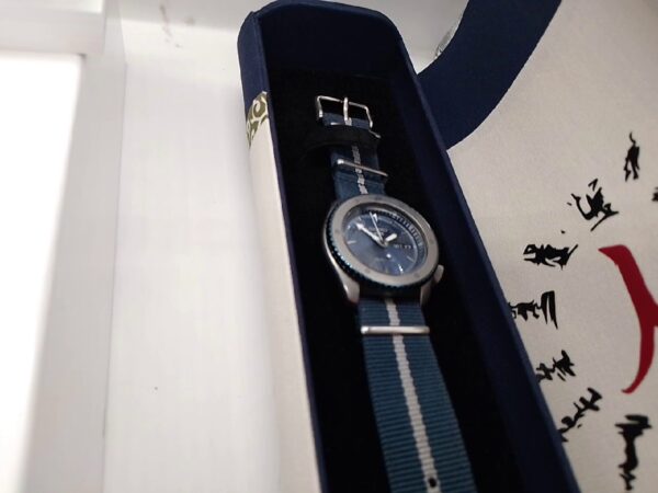 Seiko 5 Sports Automatic  | mit Originalverpackung | Naruto & Boruto Sasuke Uchiha Limited Edition SRPF69K1: | Zustand: Sehr Gut – Bild 4