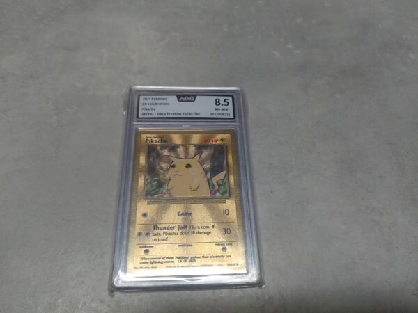 Pikachu Gnaw Pokemonkarte 40 PS | 8.5 Mint | 58 | 102 Ultra Premium Collection 2021 | Zustand: Neu