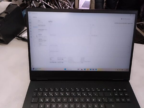 Oman Laptop  16-wd0059ng  | Core i5-13420H |  16GB RAM |  1 TB SSD |  RTX 4050 6GB |  Windows 11
mit Ladegerät   | Zustand: Sehr Gut – Bild 4