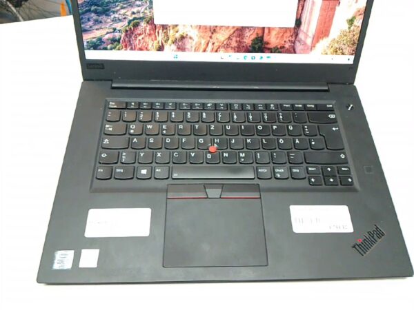Thinkpad P1 Gen3 I7-10875h | 64Gb | 2Tb Quadro -T1000M
Siehe Bitte Die Fotos  |Display ist zerkratzt! | Zustand: Gut – Bild 2