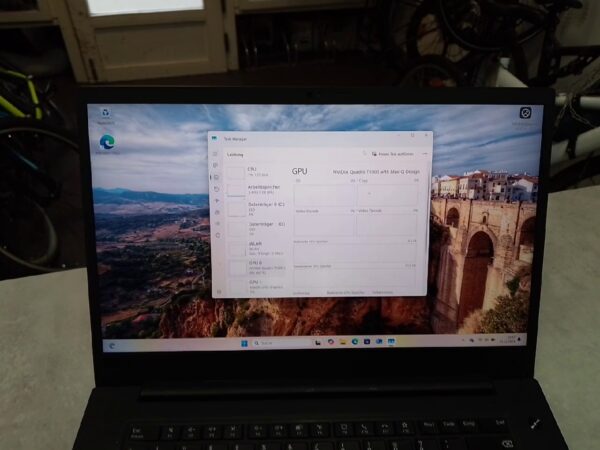 Thinkpad P1 Gen3 I7-10875h | 64Gb | 2Tb Quadro -T1000M
Siehe Bitte Die Fotos  |Display ist zerkratzt! | Zustand: Gut – Bild 3