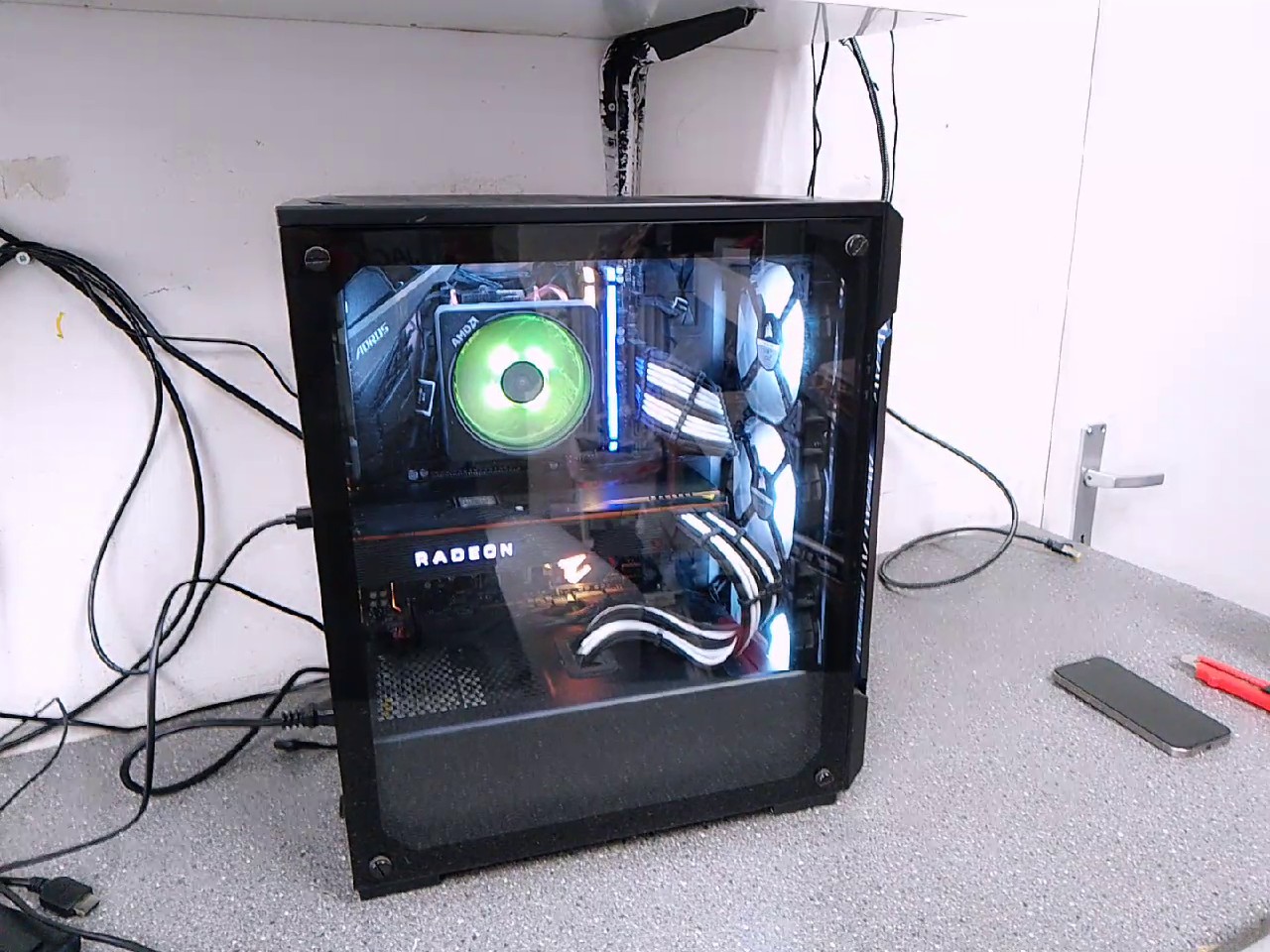 Gaming PC | RYZEN 7 2700X | 16GB RAM | 500GB SSD | 1TB HDD | RADEON RX 5700 XT 8GB | Zustand: Gut – Bild 2