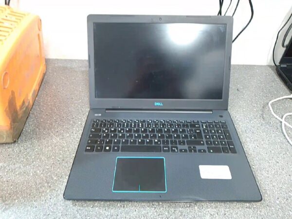 Dell G3 Laptop | i5-8300H | 16GB RAM  | 1TB HDD  | 128gb  | GTX 1050
Unter mauspad ist gebrochen ! | Zustand: In Ordnung
