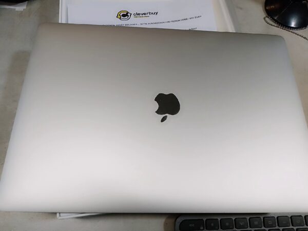 MacBook Pro 13,3 | Core i7 |  16GB RAM | 512 GBB SSD |  15 |4-zoll |  Zyklen 176 |  2017.  mit Ladegerät |  mit Originalverpackung.  ist in auslage Verpackung Orginal Rechnung | Zustand: Sehr Gut – Bild 3
