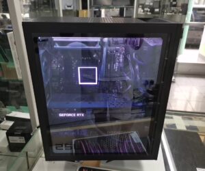 OMEN 25L AMD Ryzen 7 5800X 8-Core  | 32 GB Ram 512 GB SSD  1 TB SSD 
Windows 11 Home Grafikarte RTX  3070  | Zustand: Sehr Gut