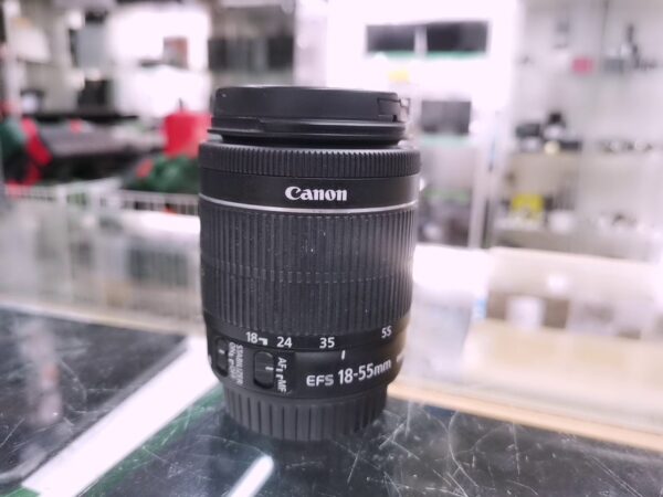 Canon Ef-s Objektiv 18 55 Mm F/3,5 5,6 Is Stm  | Zustand: Gut