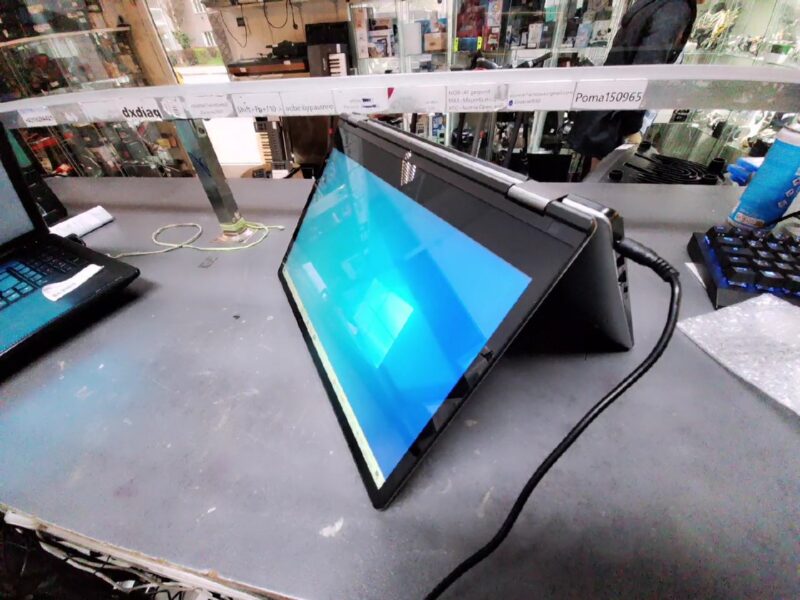 Medion Akoya E3213 13,3 Zoll Touchpad,  Eng | Celeron N3450 | 4GB RAM | 64GB SSD | Akku Kaput | ohne mit Ladegerät | Zustand: Gut – Bild 3
