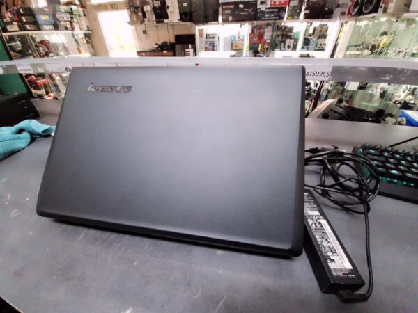 Lenovo G565 Athlon II P320, 15 Zoll, DE | 4Gb | 300Hb HDD | Win 10 Home | mit mit Ladegerät | Zustand: Sehr Gut – Bild 3