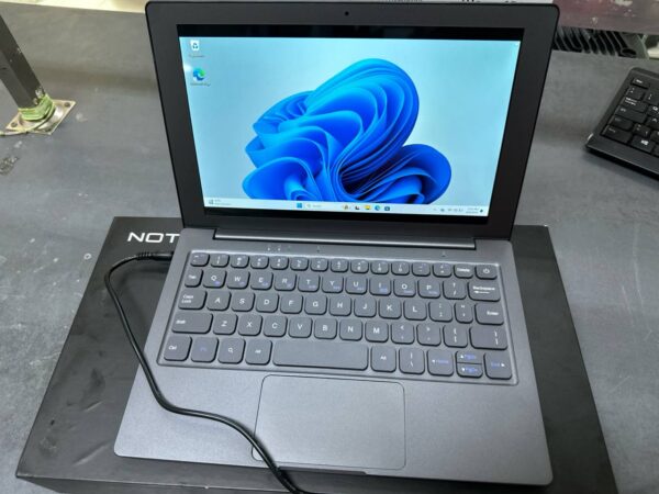 Notebook Intel Celeron N4120, 10 Zoll, Eng | mit Originalverpackung | 8gb | 1Tb SSD | Graphiks 600 | Win 11 Pro | mit mit Ladegerät | Zustand: Wie Neu