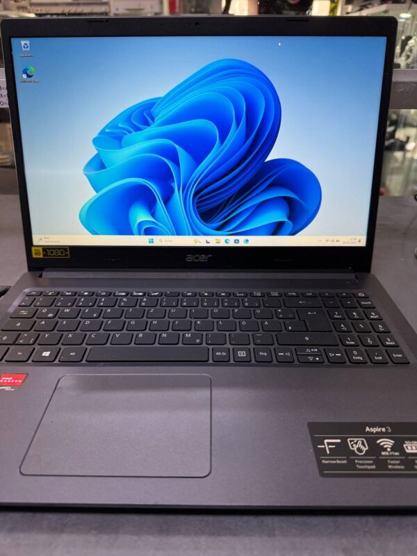 Notebook Acer Aspire A315-23, 15,6 Zoll, Ryzen 3 3250U, DE | 8Gb | 256 SSD | AMD Radeon Graphics | Zustand: Sehr Gut