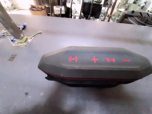 Teufel Rockster Go 2 schwarz/rot | Zustand: Gut – Bild 4