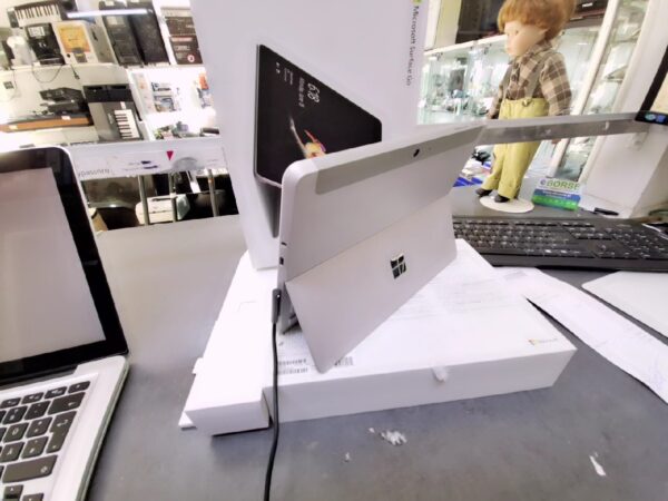 Microsoft Surface Go, Pentium Gold 4415Y | mit Originalverpackung | 8Gb | 128Gb | mit mit Ladegerät | Zustand: Sehr Gut – Bild 3
