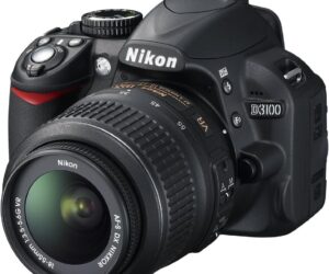 Nikon D3100 mit Objektiv Nikkor 35-70mm | 2 Akkus+ mit Ladegerät | Zustand: Gut