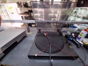 Universum Vtcf-4615 Pletenspiler | ohne mit Ladegerät | Zustand: Gut