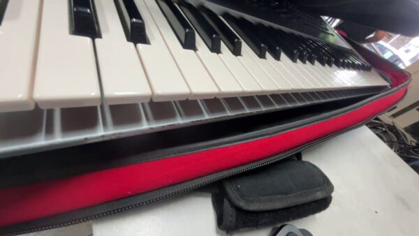 Yamaha Motif ES6 Synthesizer 61 Keyboard | inkl. Tasche | Adapter | Riss am Display – Bild 6