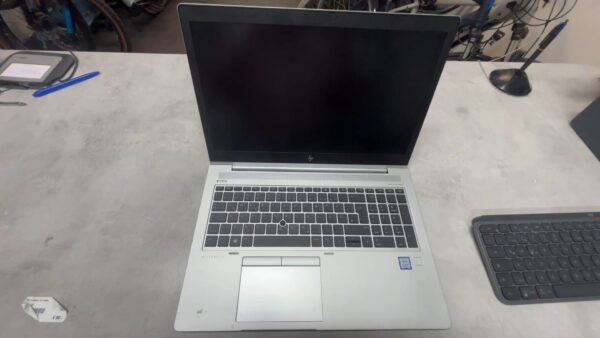 hp elitebook 850 g5 hsn-l13c-5 | Core i5-7200U |  8GB RAM |  128GB SSD. Windows 10. Ladegerät  | Zustand: Sehr Gut